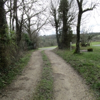 10 - On arrive à la route que l'on prend à droite