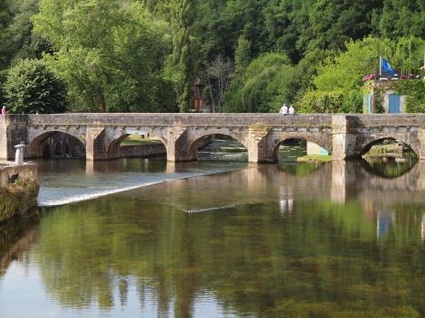 Le pont coudé