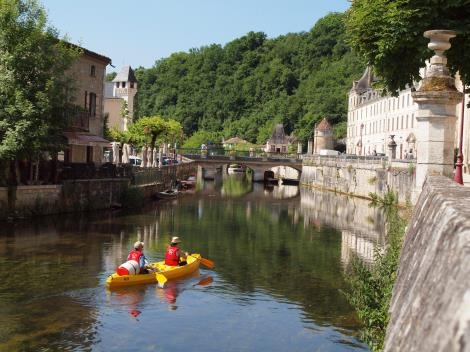 canoës à Brantôme