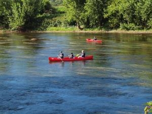 Canoë sur la Vézère aux Eyzies