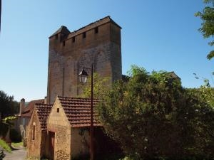 Eglise fortifiée de Tayac