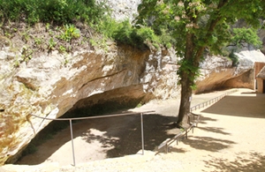 l'abri de cro-magnon