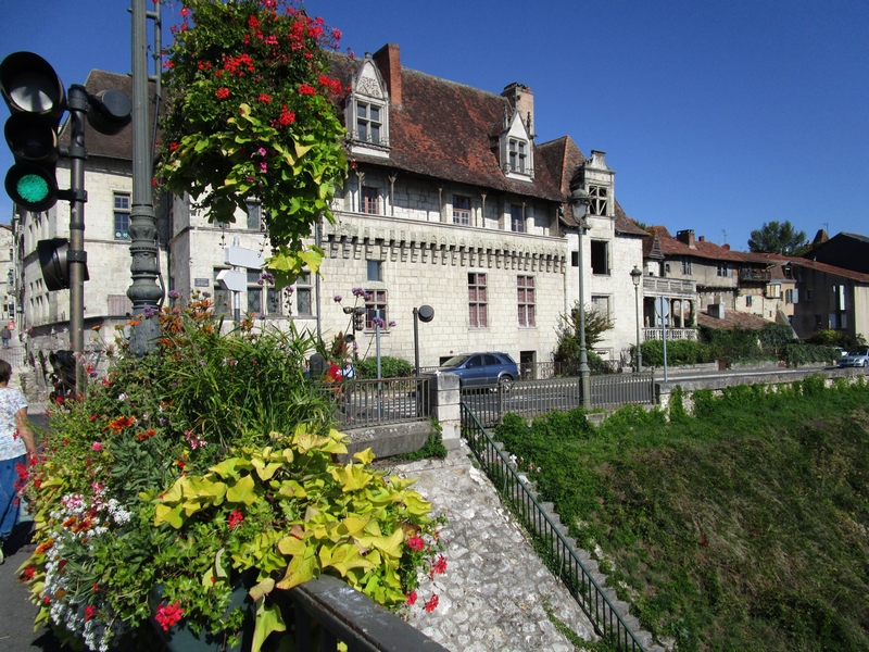 Périgueux, au bord de l'Isle la maison des Consuls