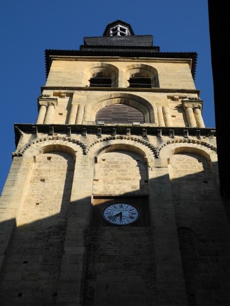 Le clocher de la cathédrale St Sacerdos