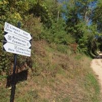 Depuis le parking montée vers les jardins